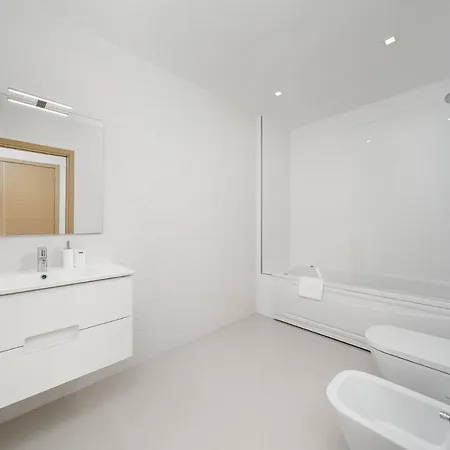 Blue Pearl * Lagos